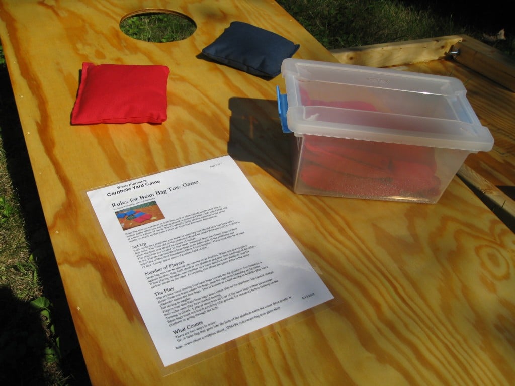 {Reader Made} Bean Bag Toss Sew Woodsy