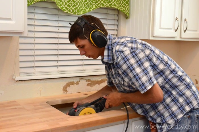 Cutting Butcher Block for an Undermount Sink