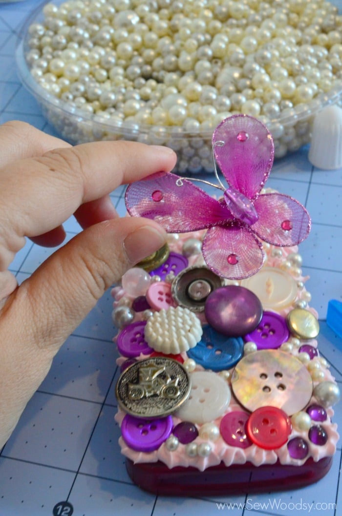 Decoden Button Phone Case with Mod Podge Collage Clay 8