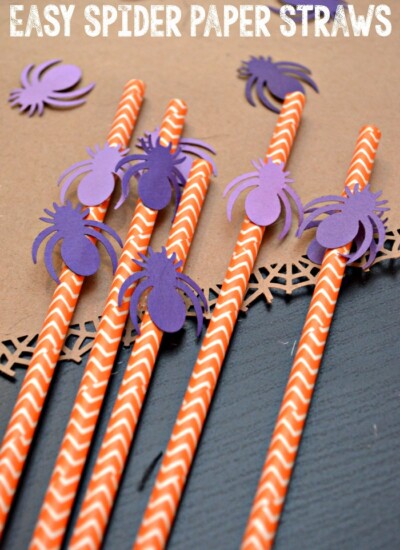 Easy Spider Paper Straws #12MonthsOfMartha