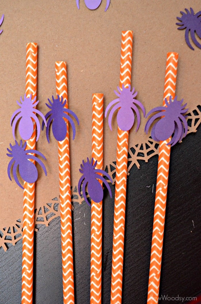 Easy Spider Paper Straws