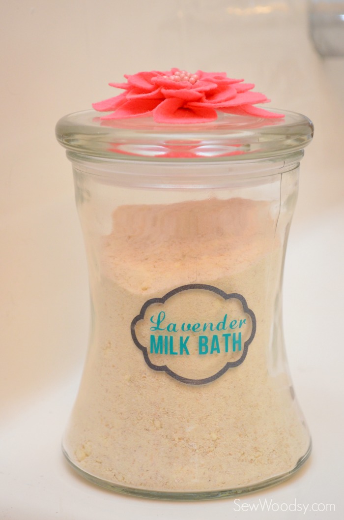 DIY Lavender Milk Bath with Label 15