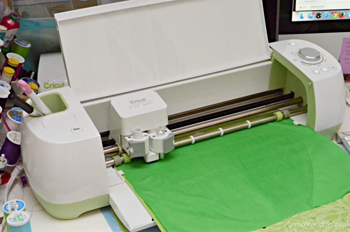 Cricut machine with heat n bond fabric cutting on the machine. 