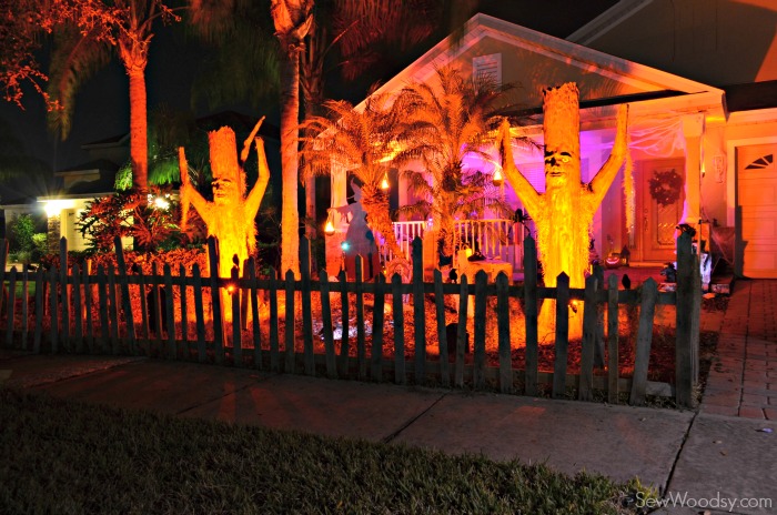 Halloween Decorated House Sew Woodsy