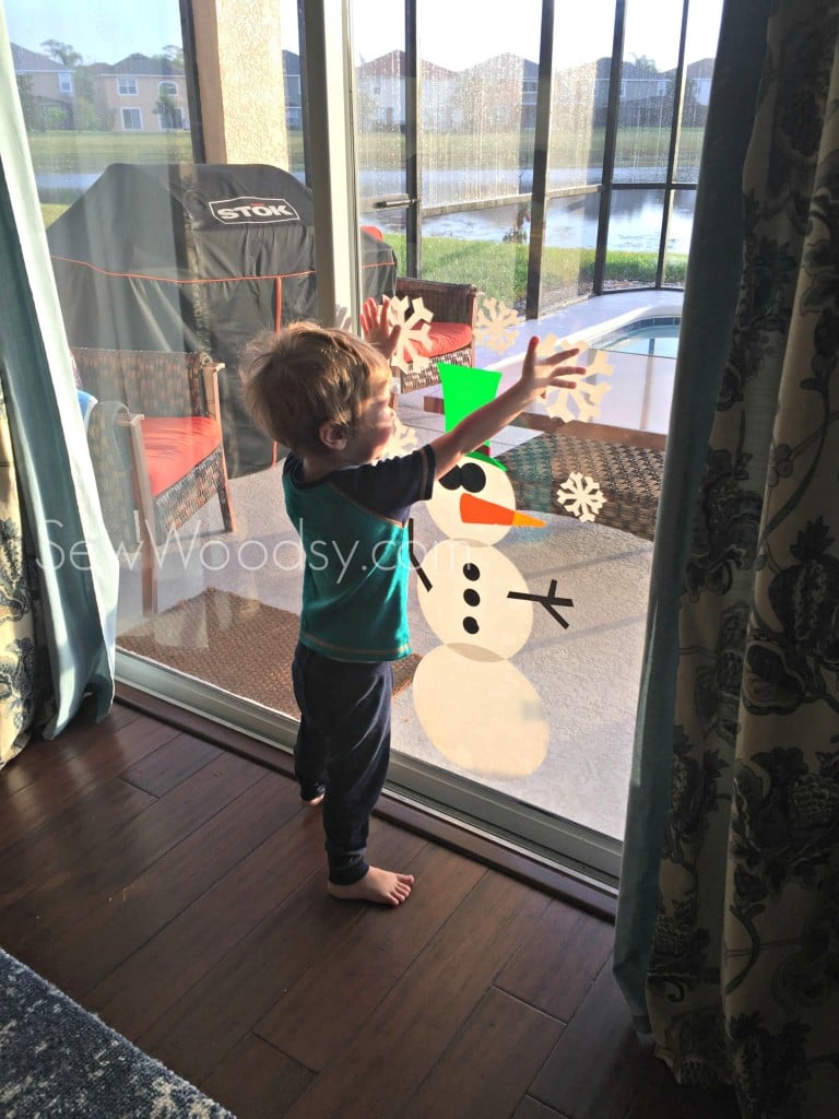 DIY Toddler-Friendly Snowman Window Clings