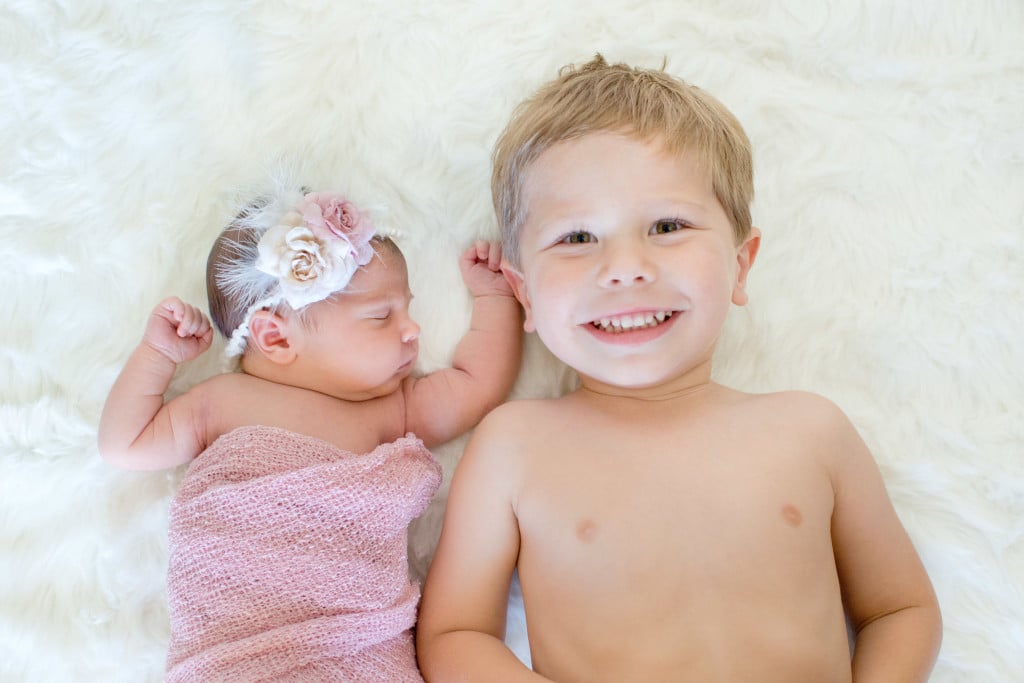 Newborn Sibling Photography