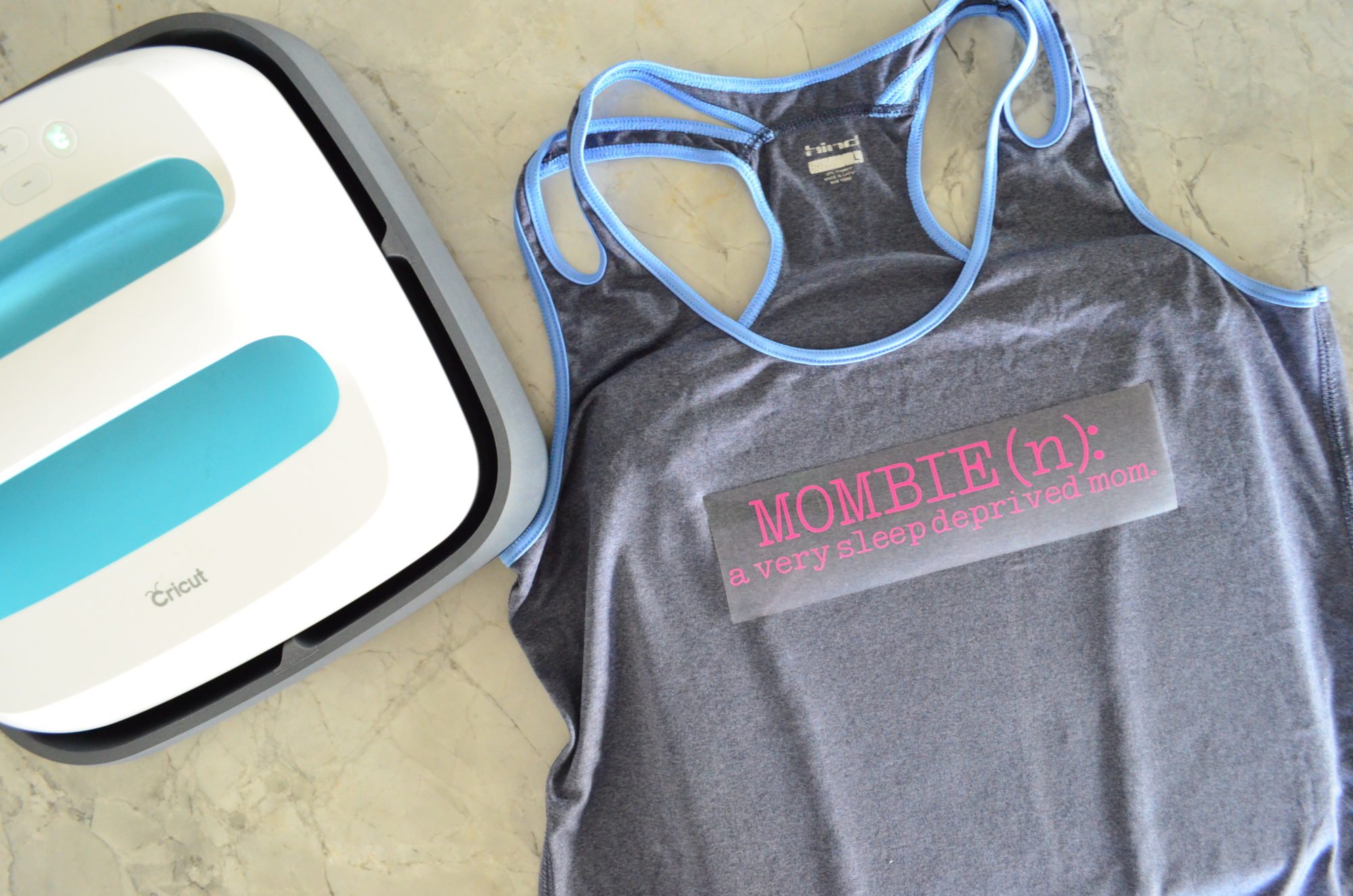 DIY Mombie Workout Shirt using Cricut SportFlex Iron On™ Vinyl - Sew  Woodsy