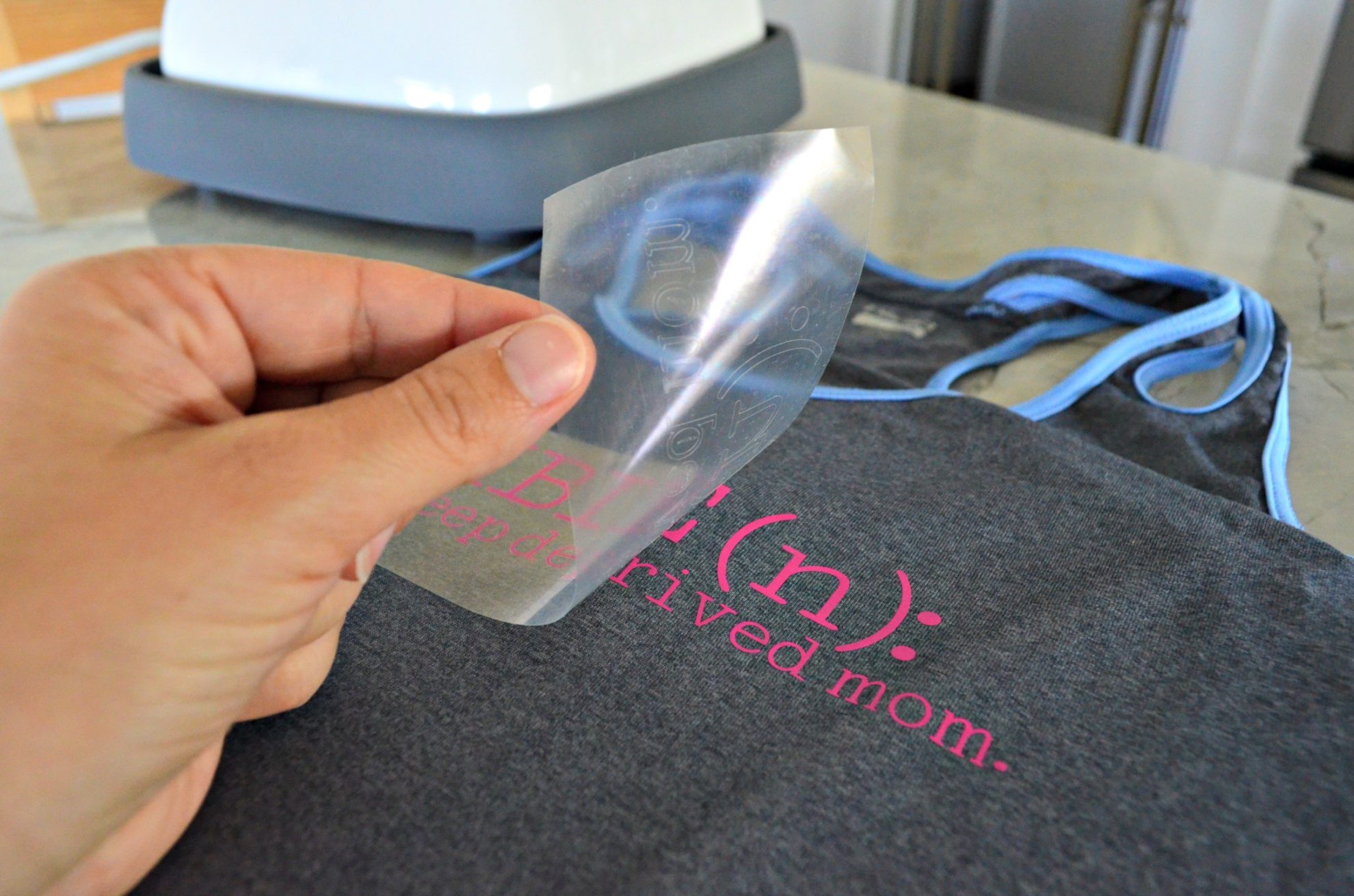 DIY "Mombie" Workout Shirt using Cricut SportFlex Iron On™ Vinyl Sew Woodsy