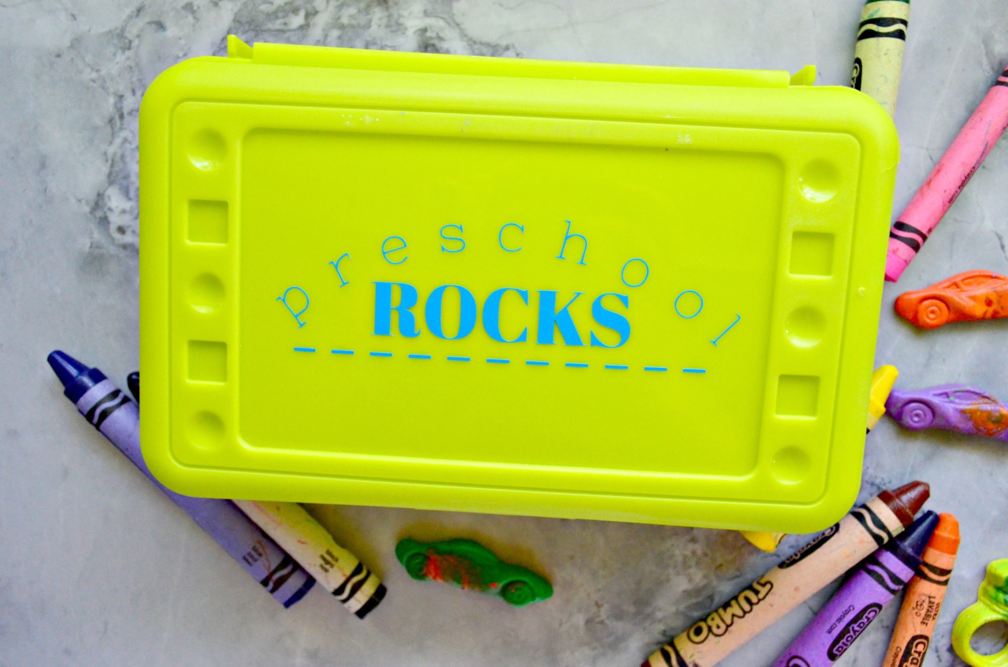 DIY elementary school crayon box design