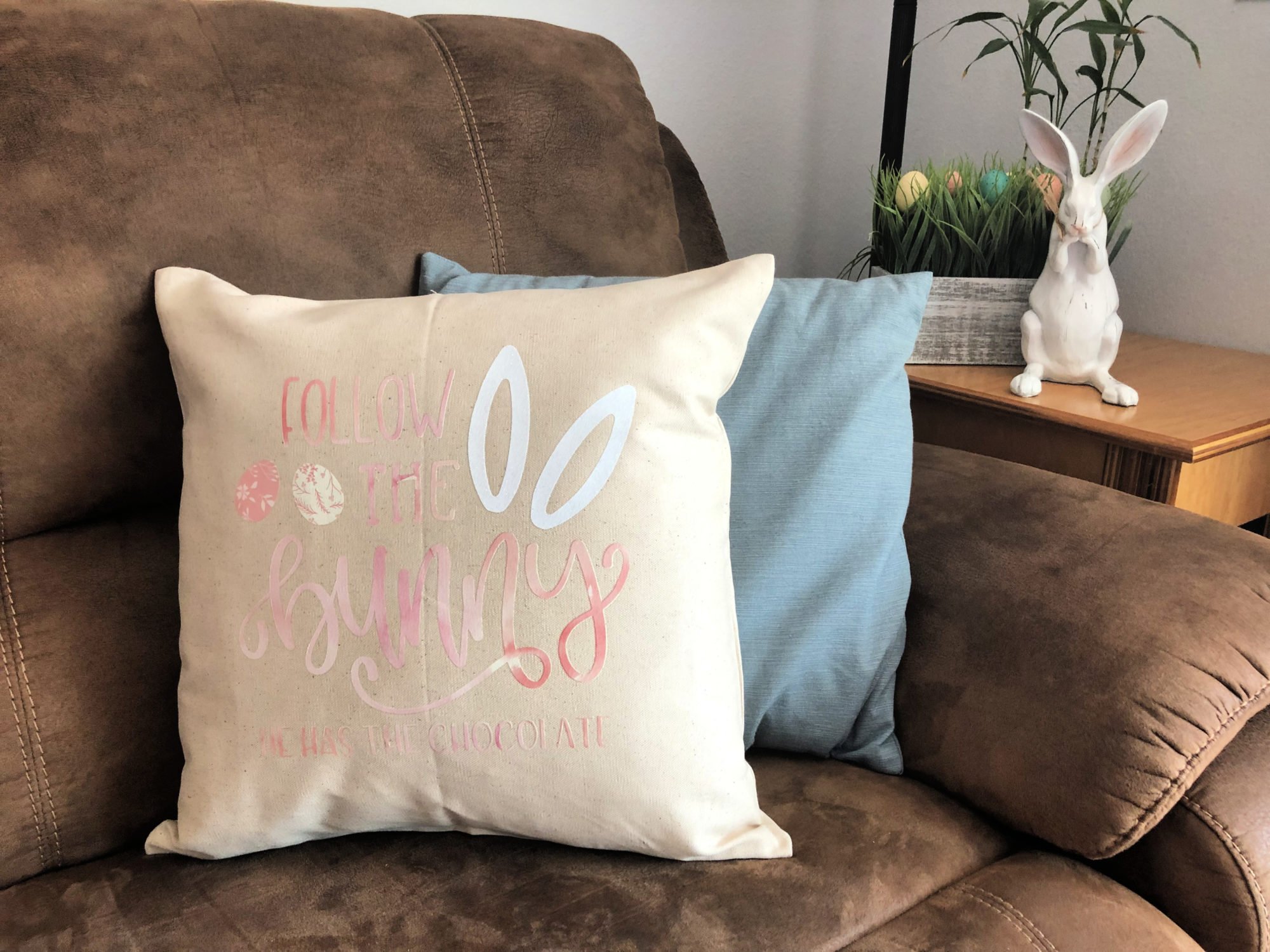 DIY Follow the Bunny Pillow