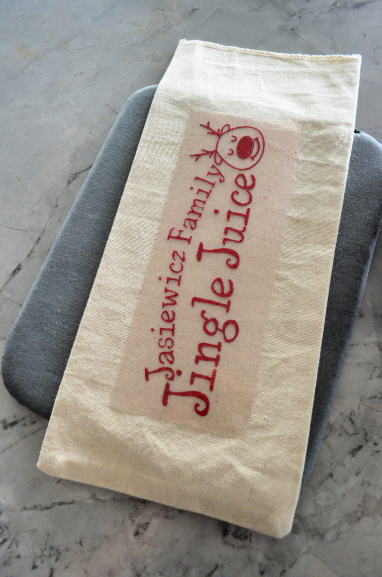 DIY Personalized Jingle Juice Wine Bag & Glasses using the Cricut