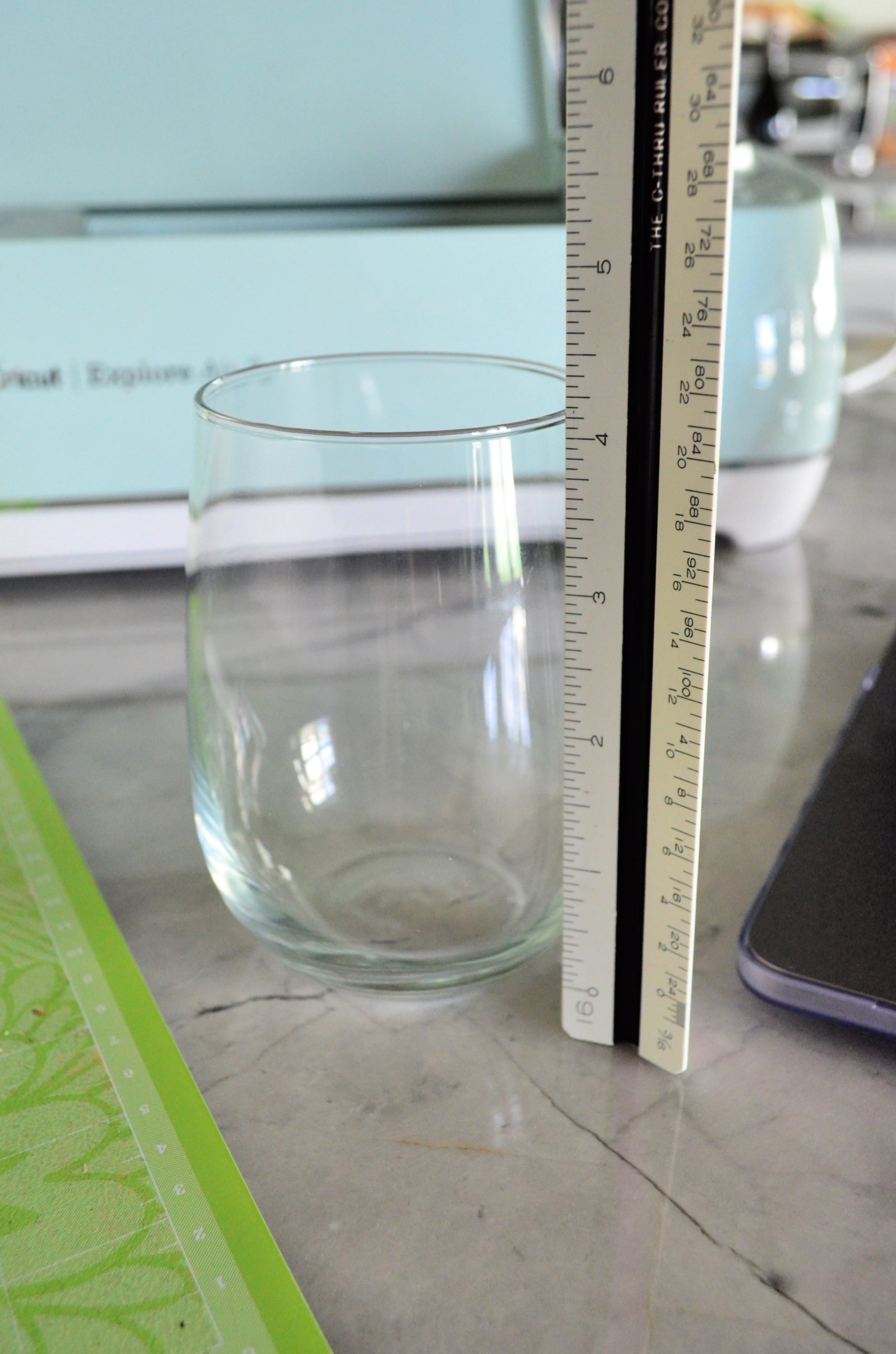 DIY Personalized Jingle Juice Wine Glass Measuring