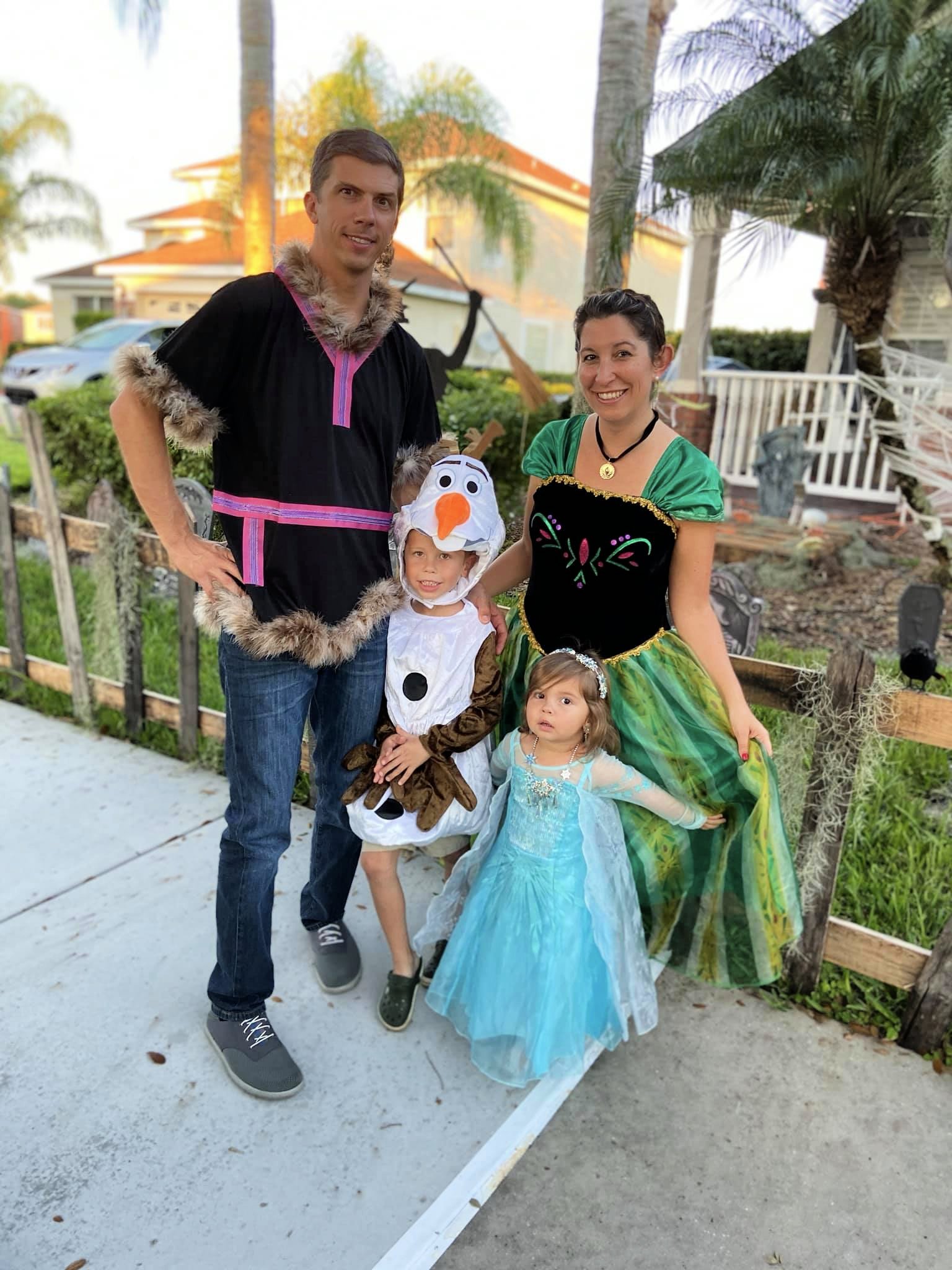 Elsa anna clearance and olaf costumes