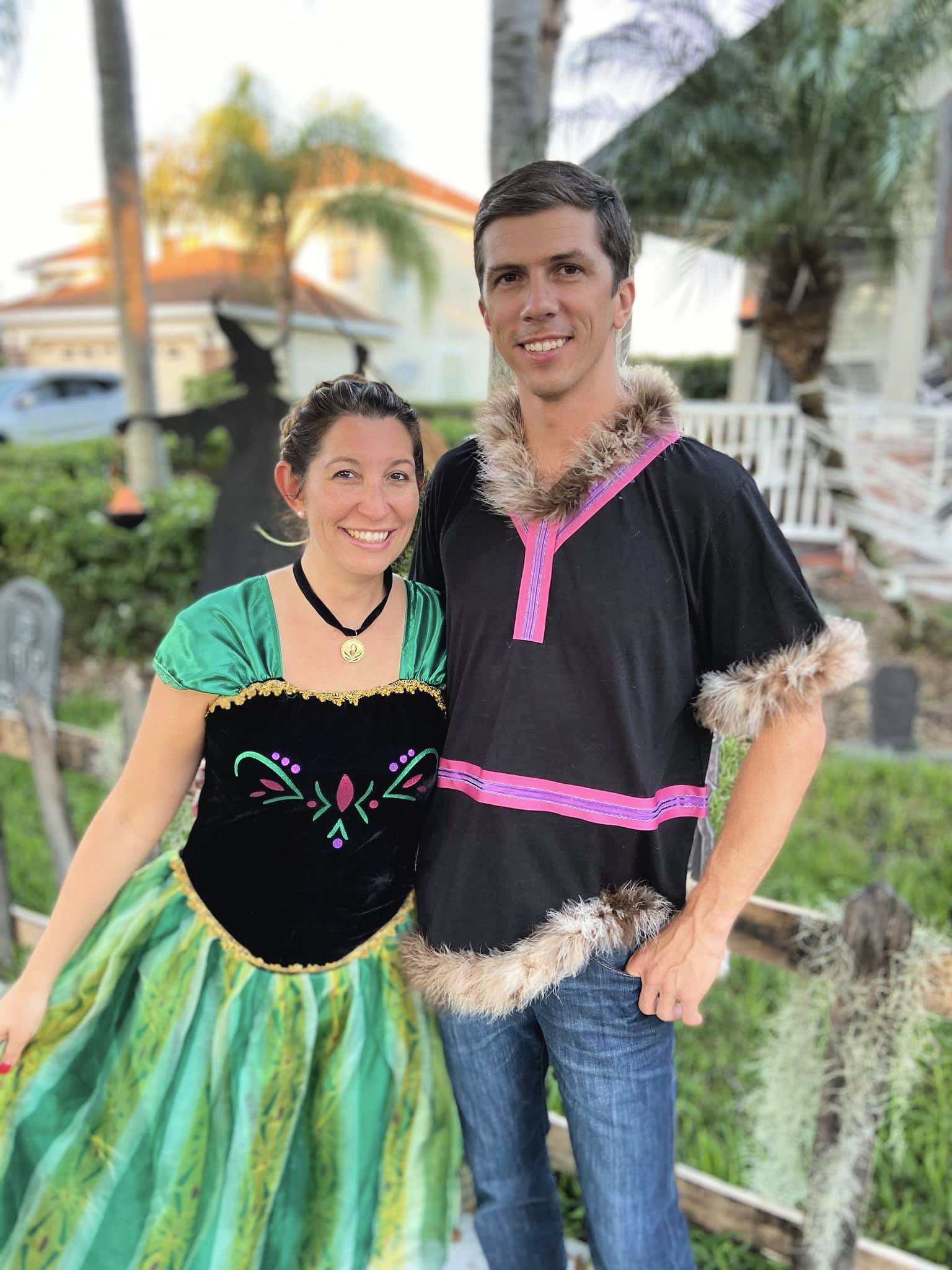 Frozen family halloween outlet costumes