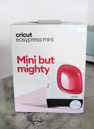 Cricut EasyPress Mini in Raspberry