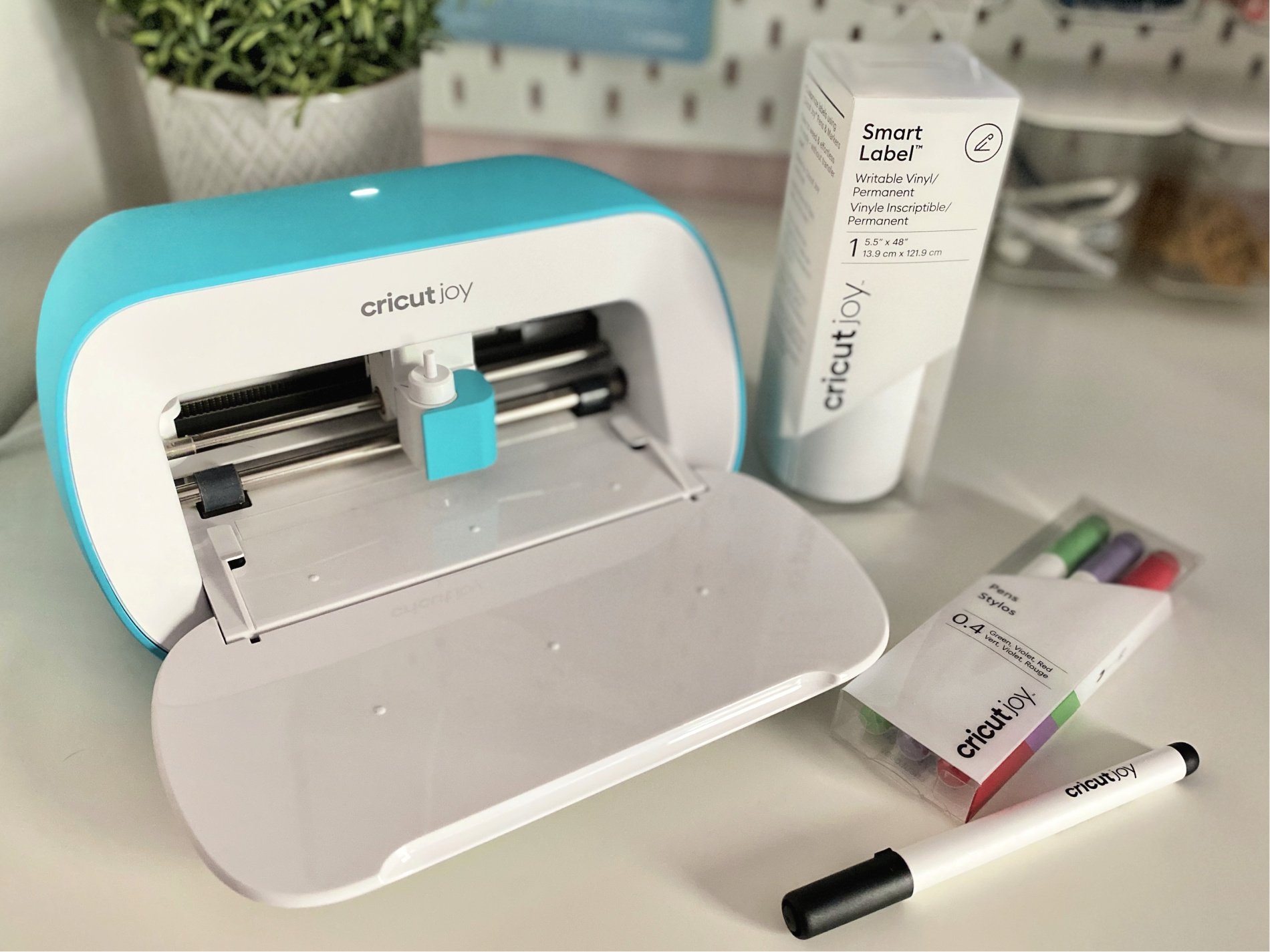 How to Cut Smart Vinyl with Cricut Joy - Sew Woodsy